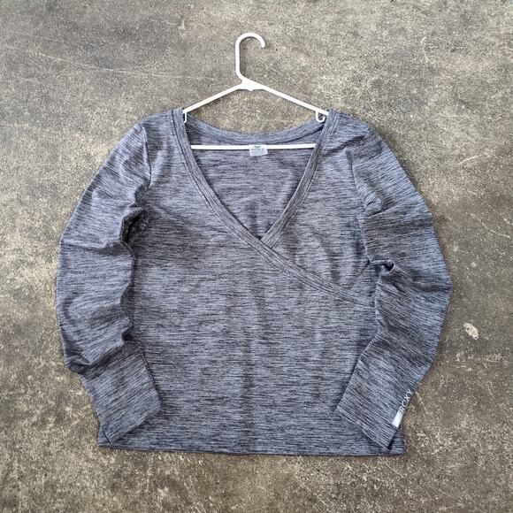 Roxy T Shirt Womens M Gray Pullover V Neck Workout Long Sleeve - Picture 1 of 7